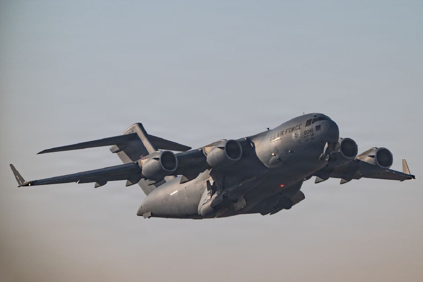 ABD'ye ait KC-135 yakıt ikmal uçağı Irak'ta düştü