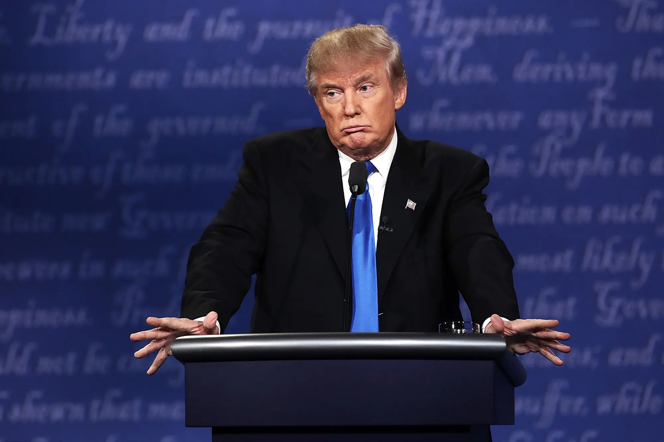 Trump: ABD donanması Hürmüz Boğazı'ndan geçen gemilere yakında eşlik edecek