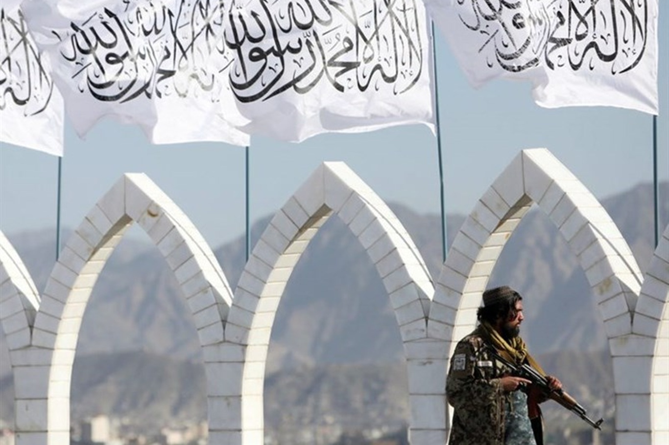 Pakistan ve Afganistan arasında ateşkes