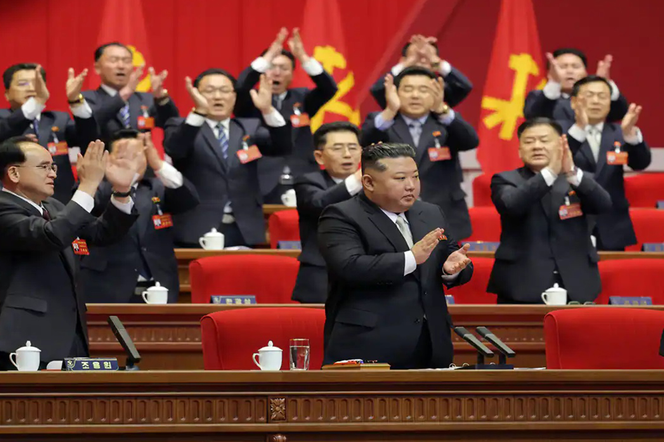  Kuzey Kore'de yapılan seçimlerde Kim Jong-Un oyların yüzde 99,93'ünü aldı