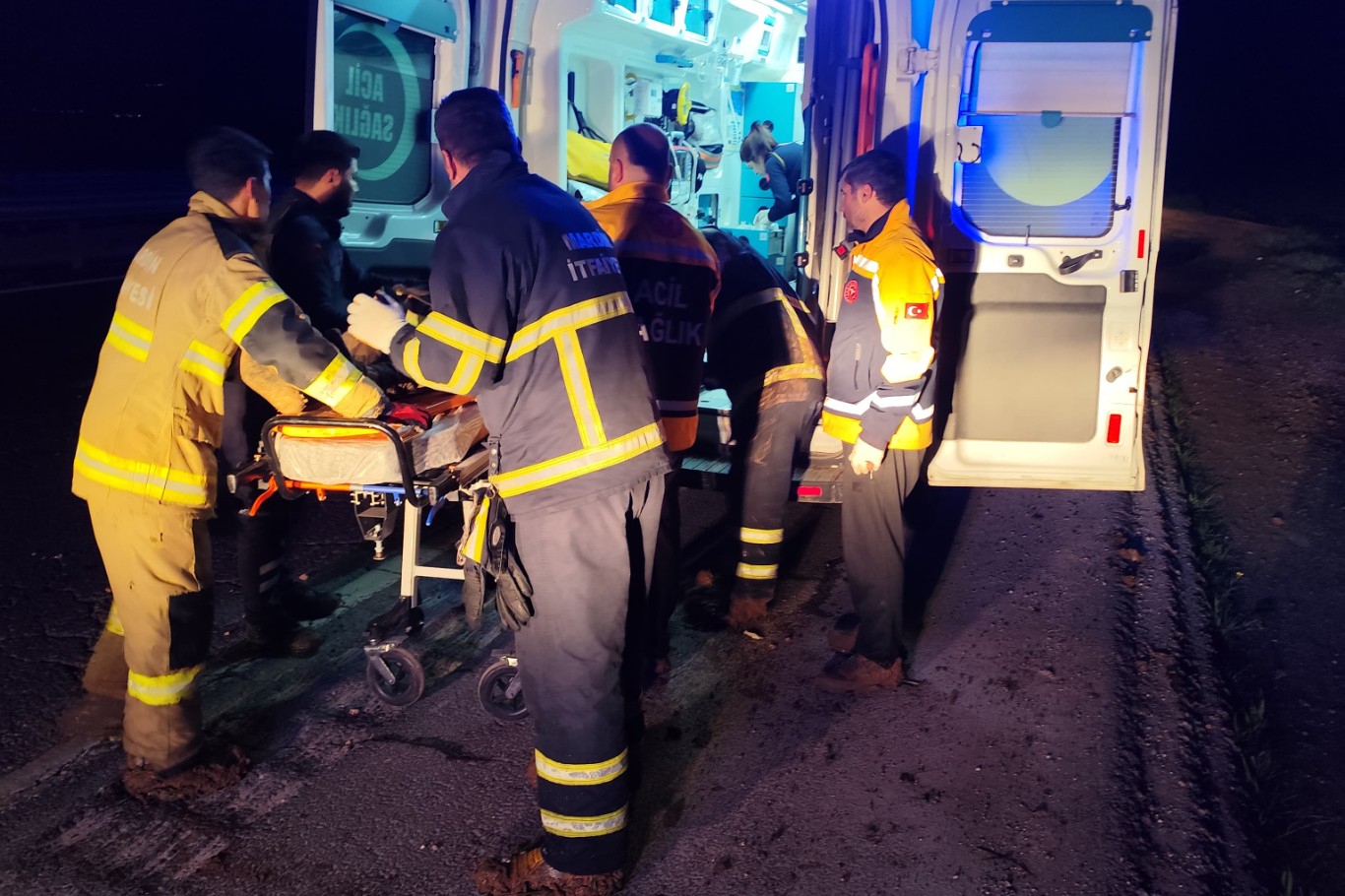 Mardin’de otomobil tarlaya savruldu: Bir ölü, 3 yaralı 