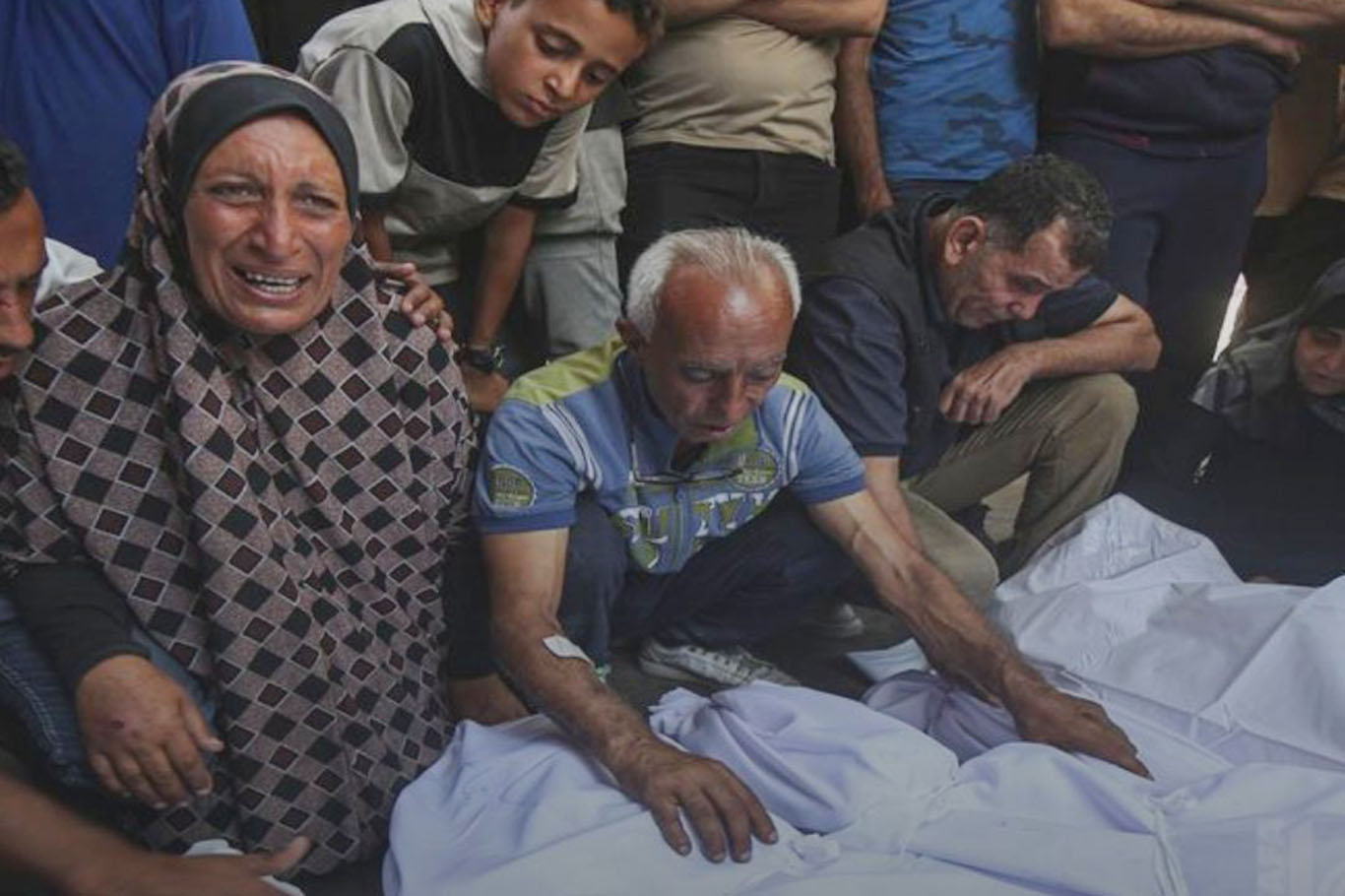 Gazze'de ateşkese rağmen katliam sürüyor: 2 şehit