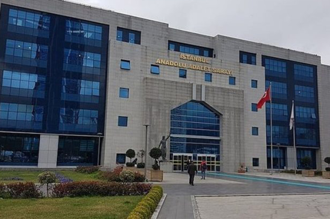 İstanbul merkezli oltalama operasyonu: 19 şüpheli tutuklandı