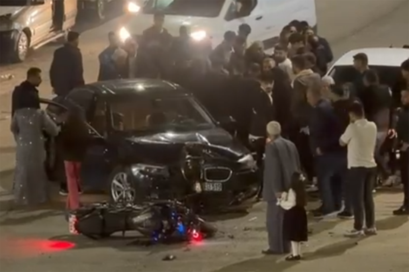 Otomobil ile motosiklet çarpıştı: Bir yaralı