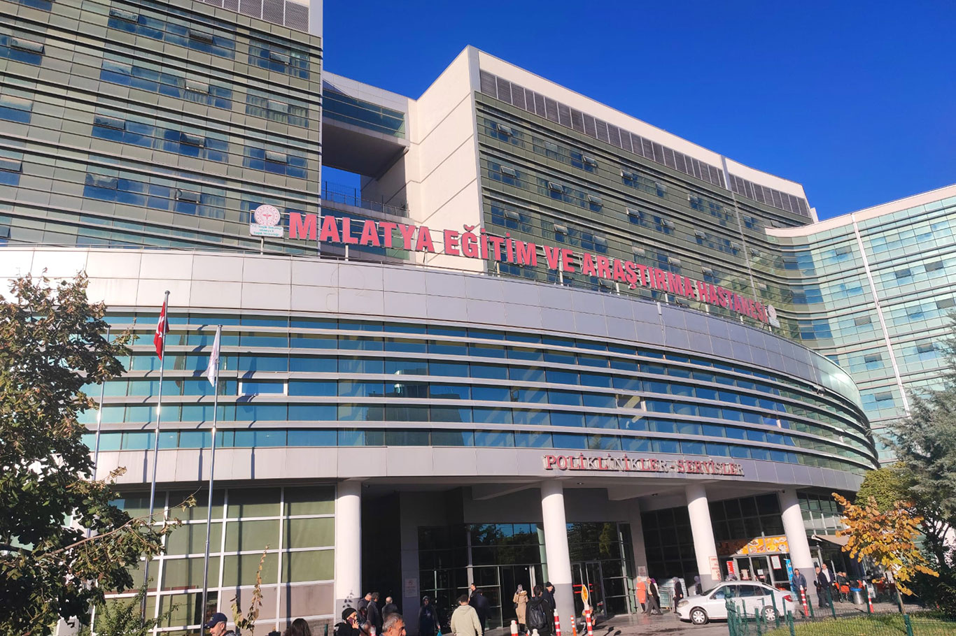 Malatya'da inşaattan düşerek ağır yaralanan şahıs öldü