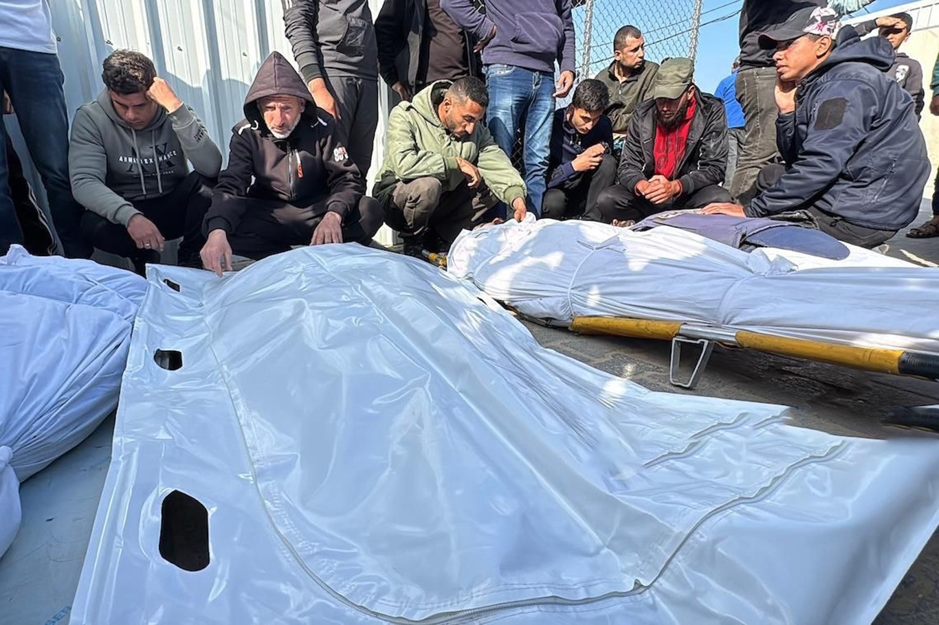 Siyonist rejimin Gazze’ye saldırılarında şehit sayısı 72 bin 333’e yükseldi