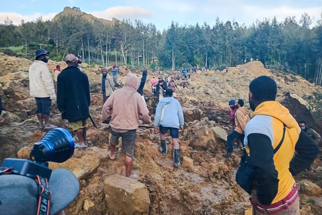 Papua Yeni Gine'de sel ve toprak kayması: 11 ölü