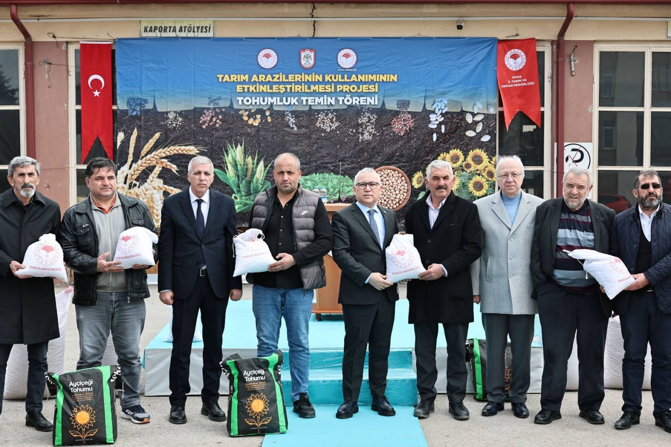Sivas'ta TAKE Projesi kapsamında tohum dağıtımı yapıldı