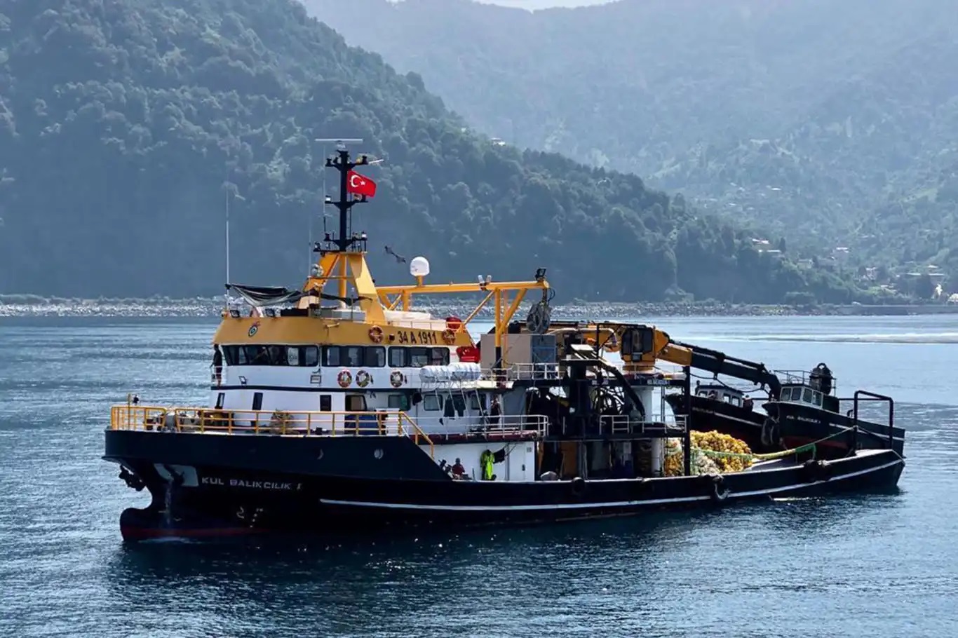 Denizlerde endüstriyel avcılık sezonu sona erdi