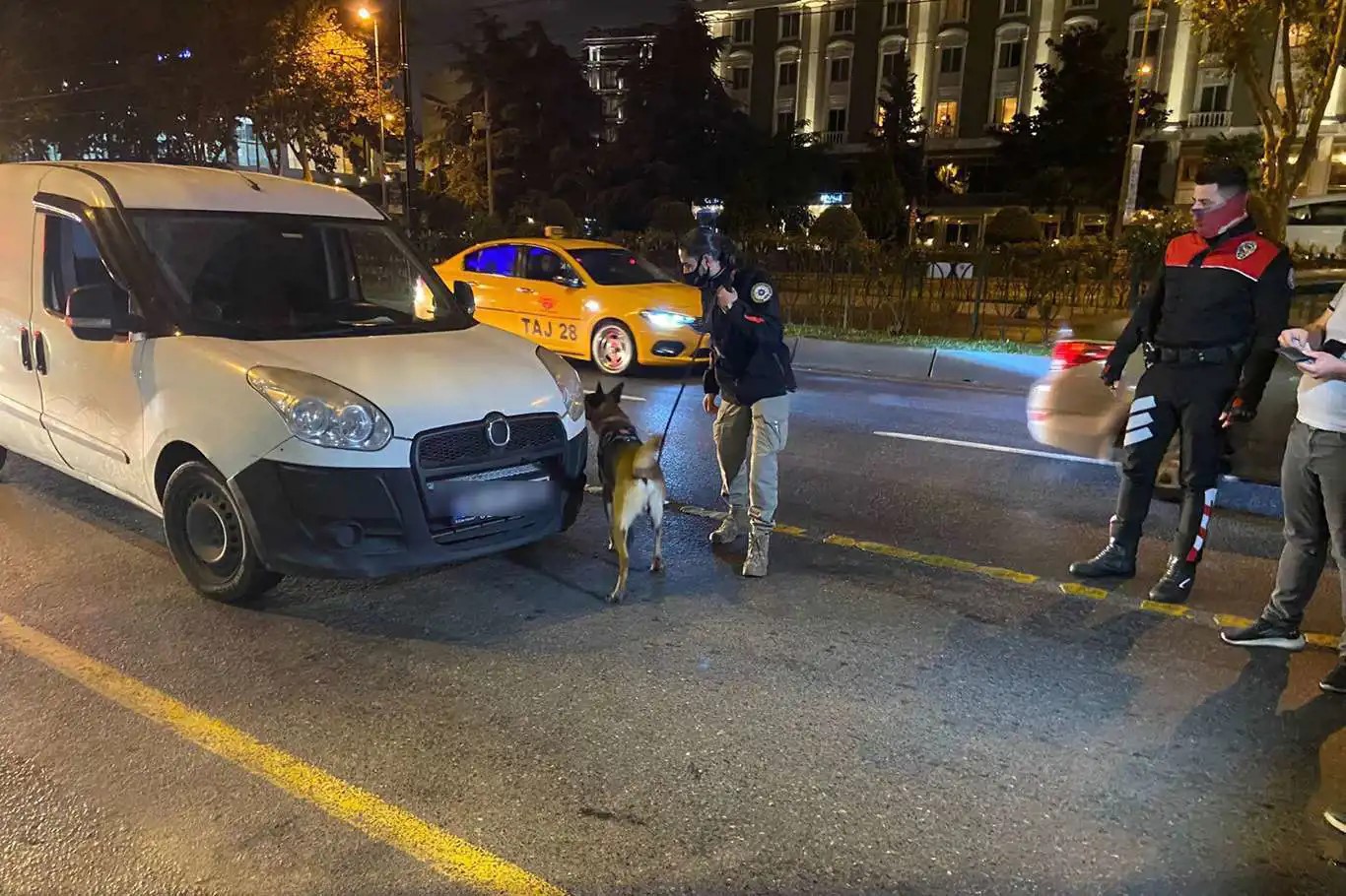 İstanbul’da "huzur" uygulaması: Bin 149 kişi gözaltına alındı