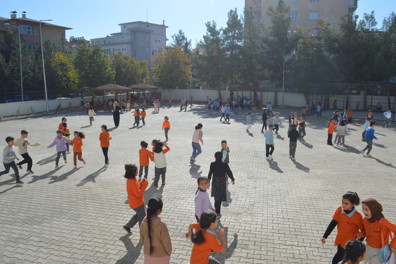 Okul saldırılarının ardından vatandaşlardan acil ve köklü önlem çağrısı
