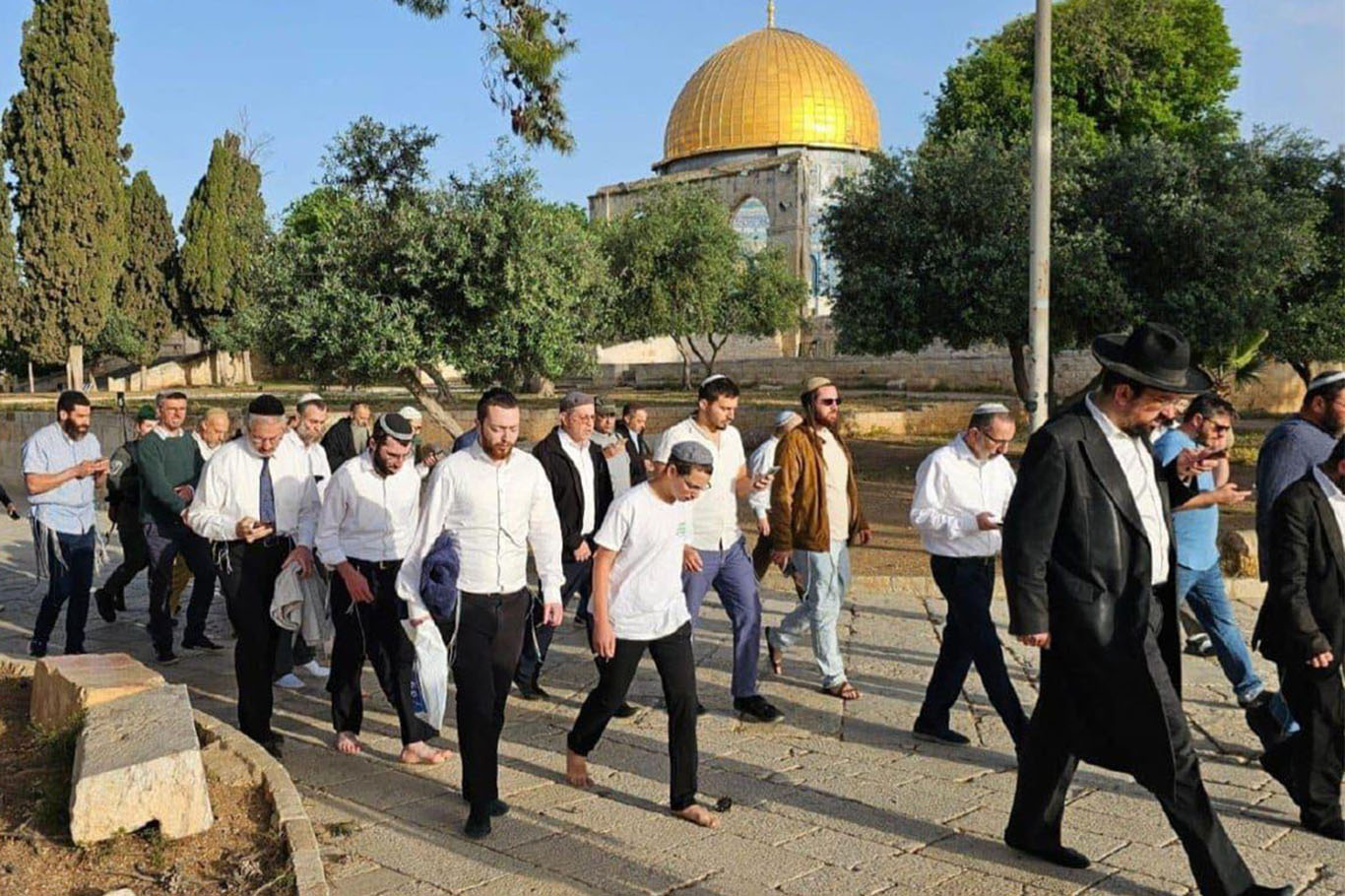 Siyonist işgalcilerden Mescid-i Aksa'ya provokatif baskın
