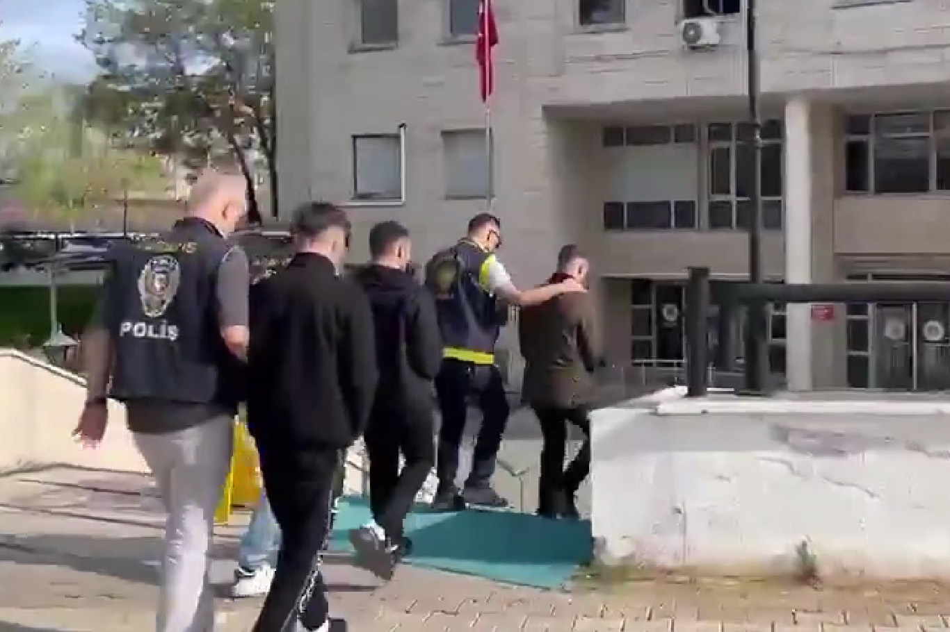 Muğla’da kasten yaralama olayı: 3 şüpheliden biri tutuklandı