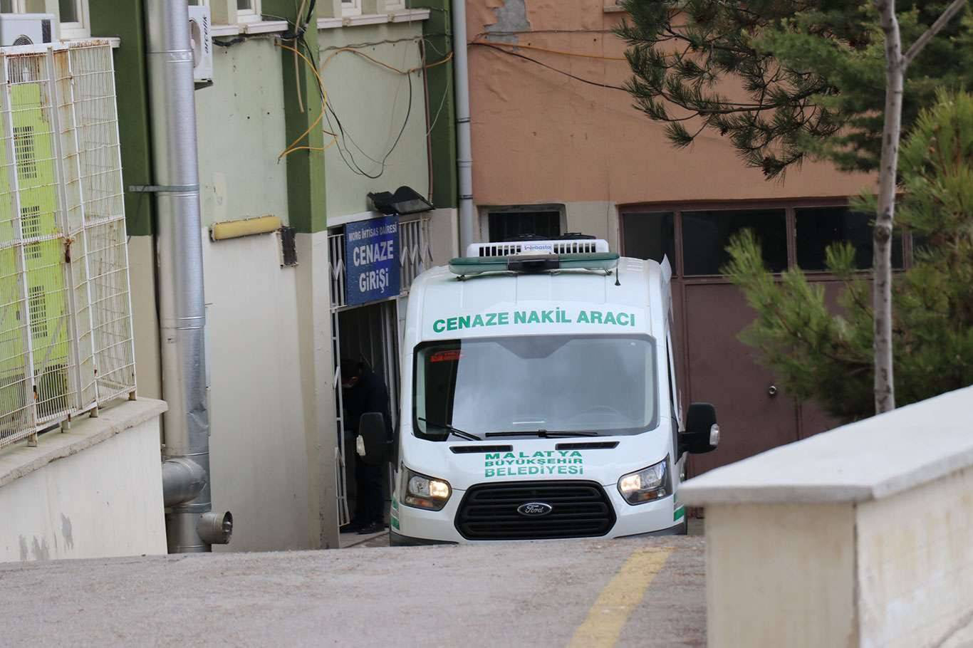 Gaziantep'te trafik kazası: 2 ölü, 1 yaralı