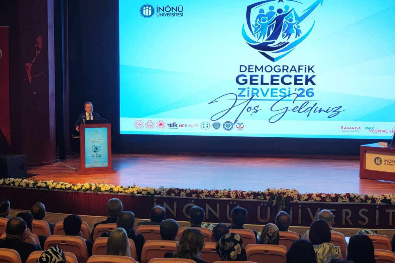 Doğurganlık Çöküşü Çalıştayı başladı, katılımcılardan nüfus krizi uyarısı