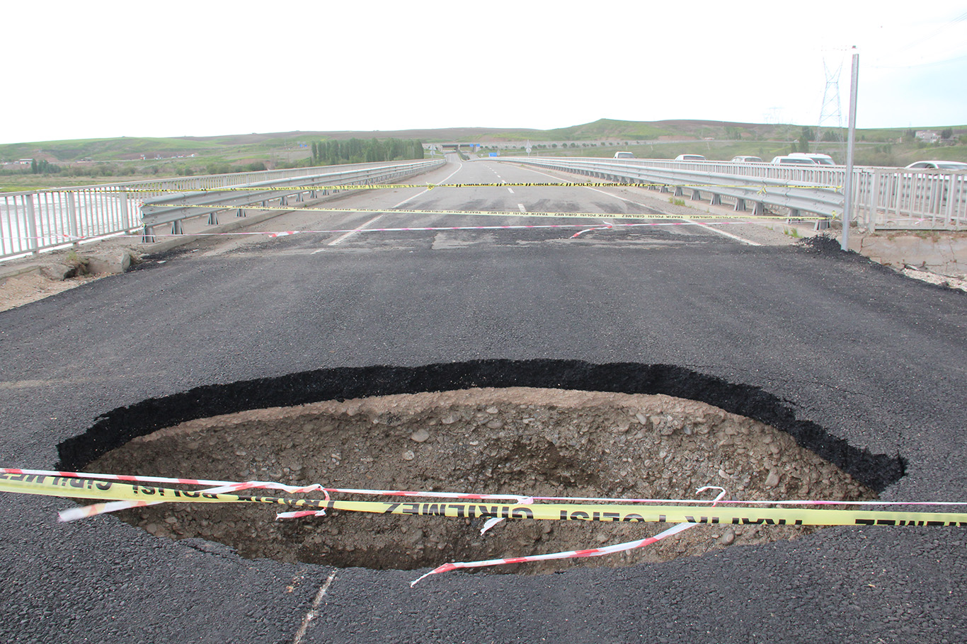 Batman'da aynı güzergâhta ikinci kez çöken yol endişe oluşturdu