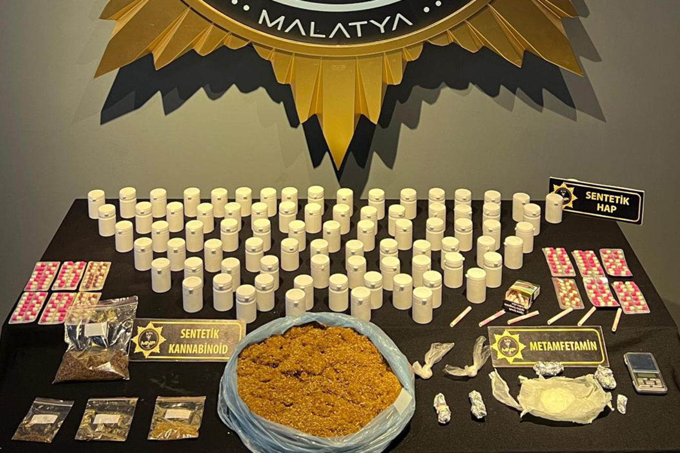Malatya'da torbacı operasyonu: 11 gözaltı