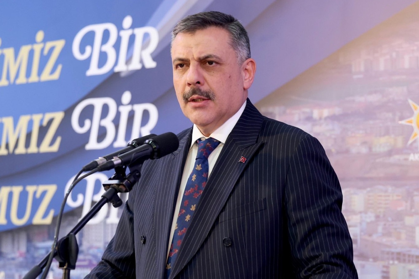 Bakan Çiftçi: Emeği yücelten bir medeniyetin temsilcileriyiz