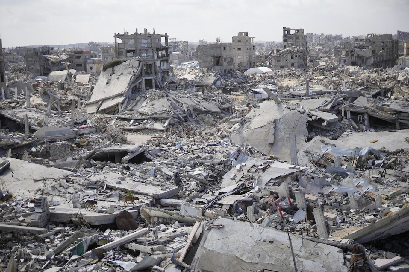 Gazze'de sözde ateşkes altında bombardıman ve yıkım durmuyor