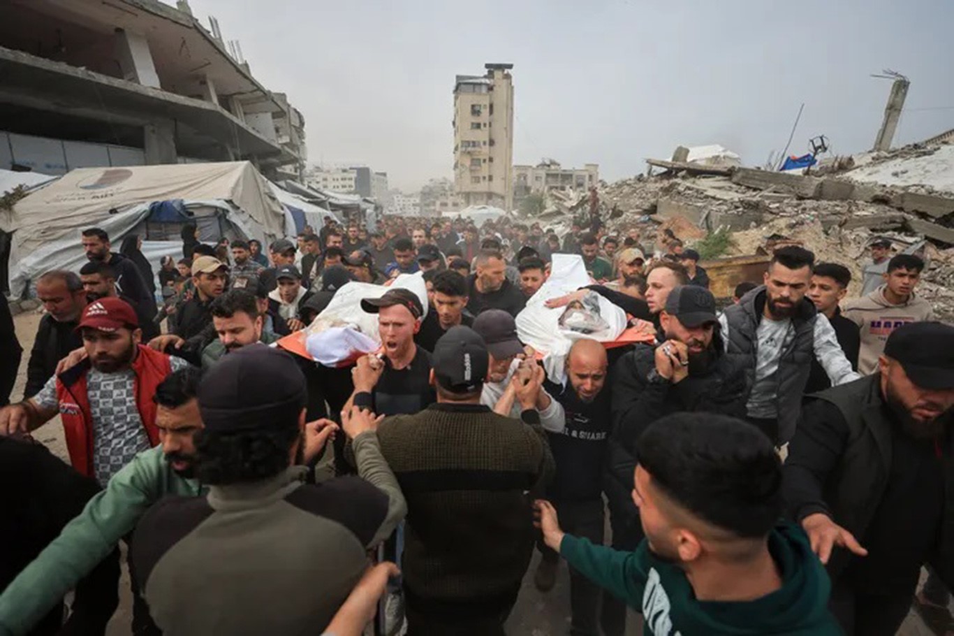 Gazze’de şehit sayısı 72 bin 610’a yükseldi