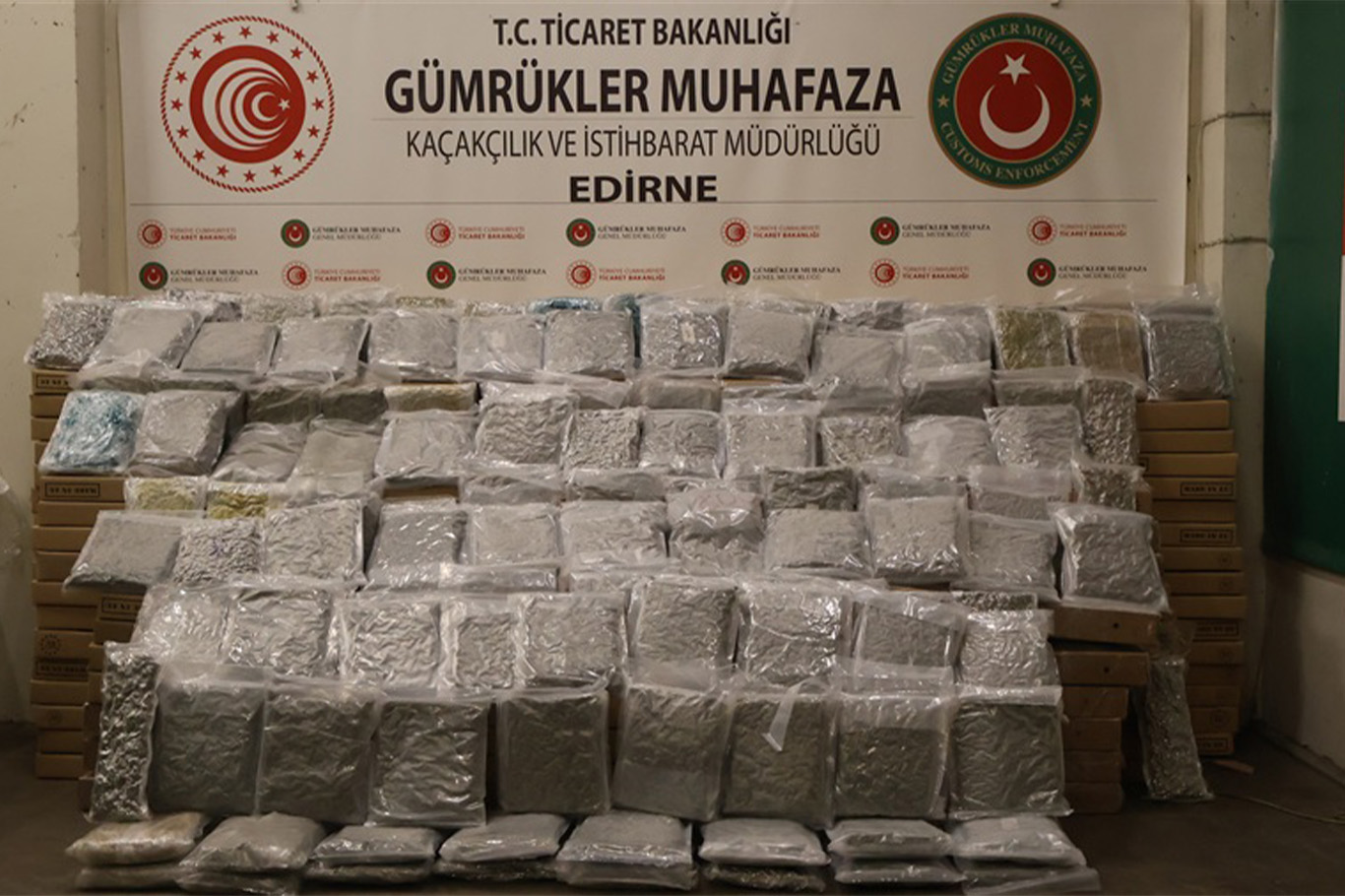 Ticaret Bakanlığı: İlk 4 ayda 9,2 ton uyuşturucu madde yakalandı