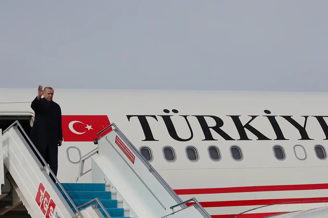 Erdoğan Kazakistan’da resmi temaslarda