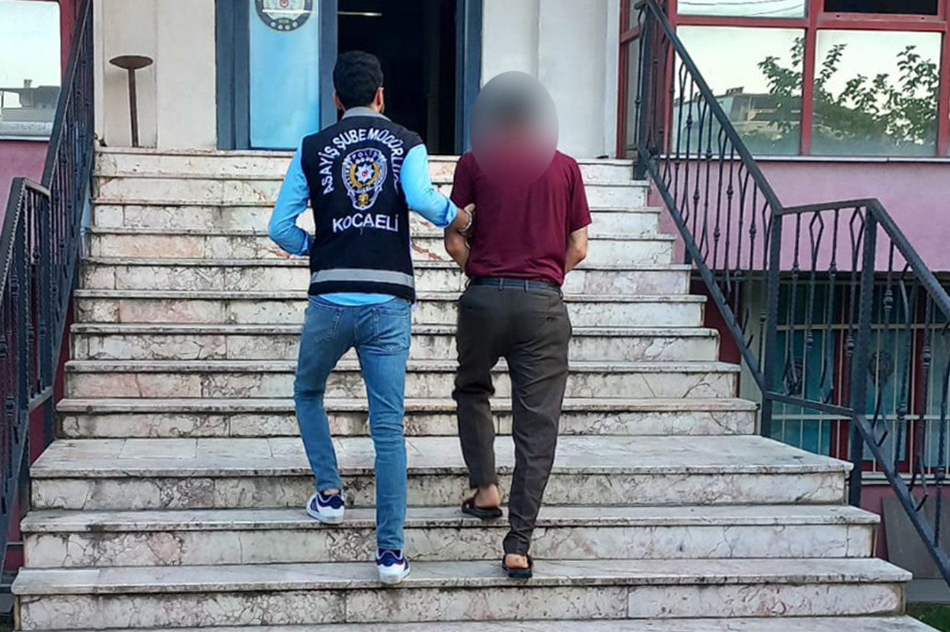 Kocaeli’de hakkında 4 yıl 7 ay hapis cezası bulunan hükümlü yakalandı