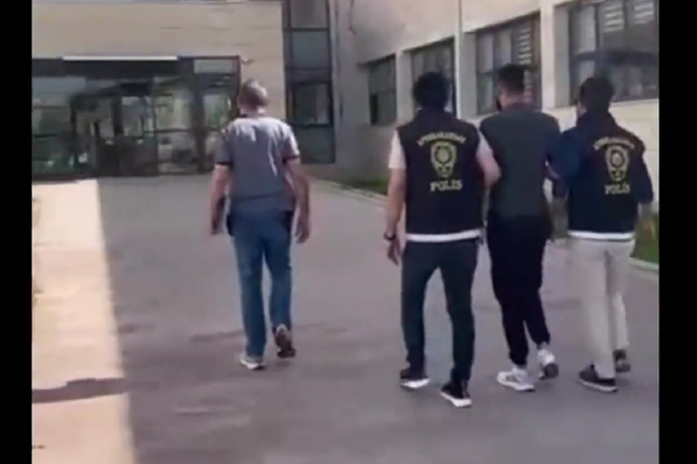 Afyonkarahisar’da 14 yıl 6 ay hapis cezası bulunan hükümlü yakalandı