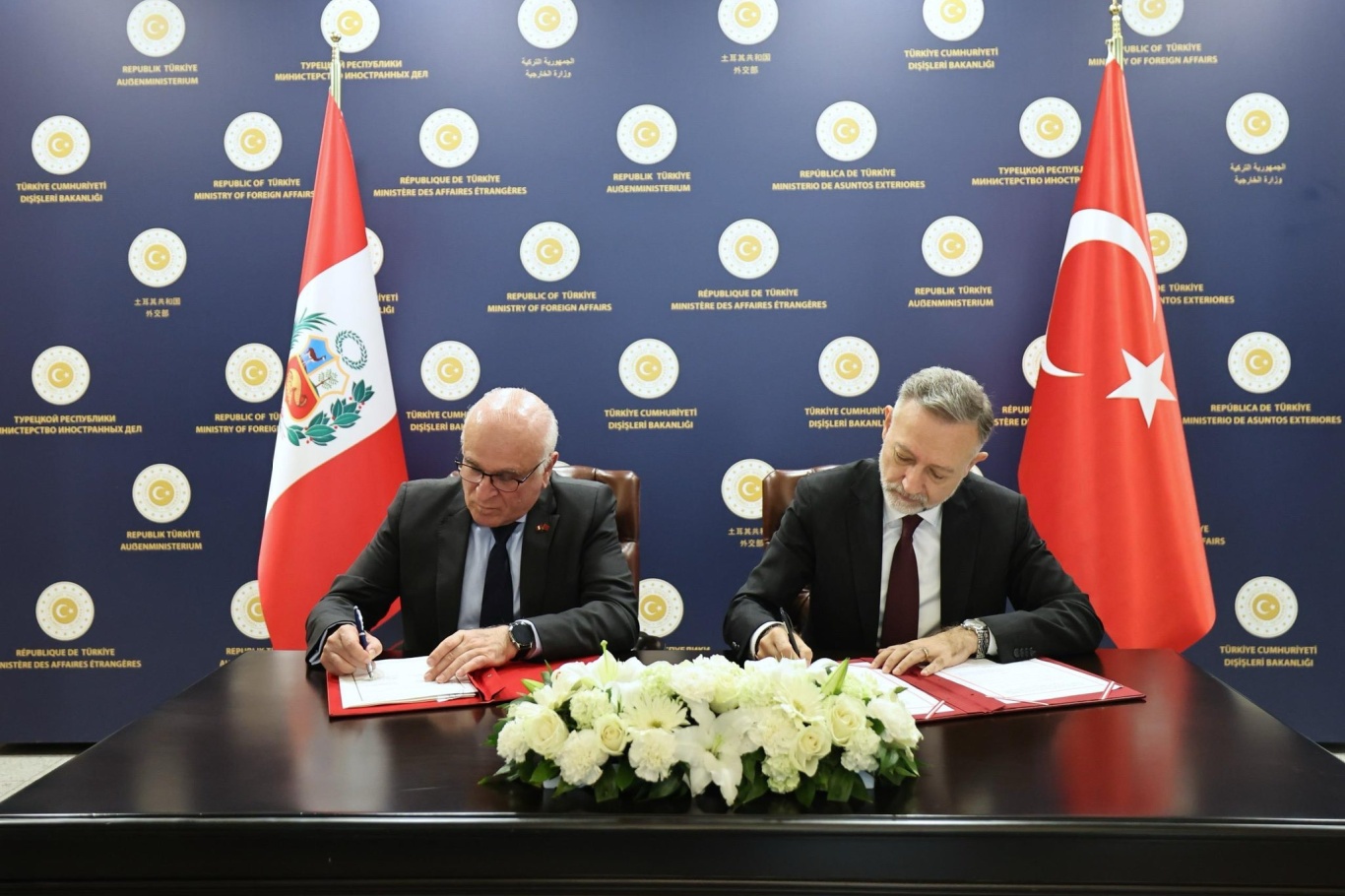 Türkiye ve Peru arasında 3 anlaşma imzalandı