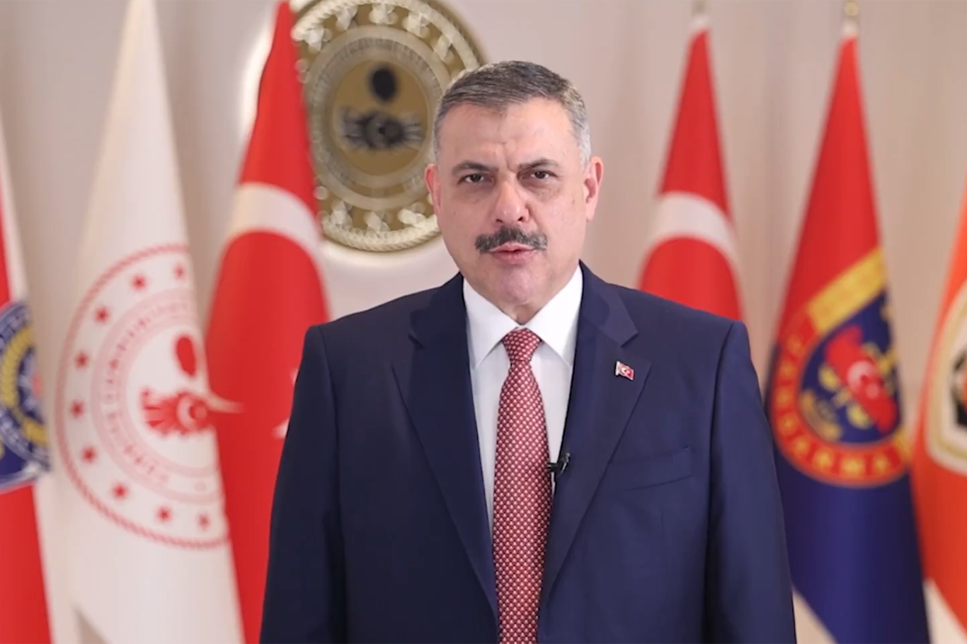 Bakan Çiftçi'den bayram trafiği mesajı: Yolları yalnızca denetlemiyor, sizleri koruyoruz