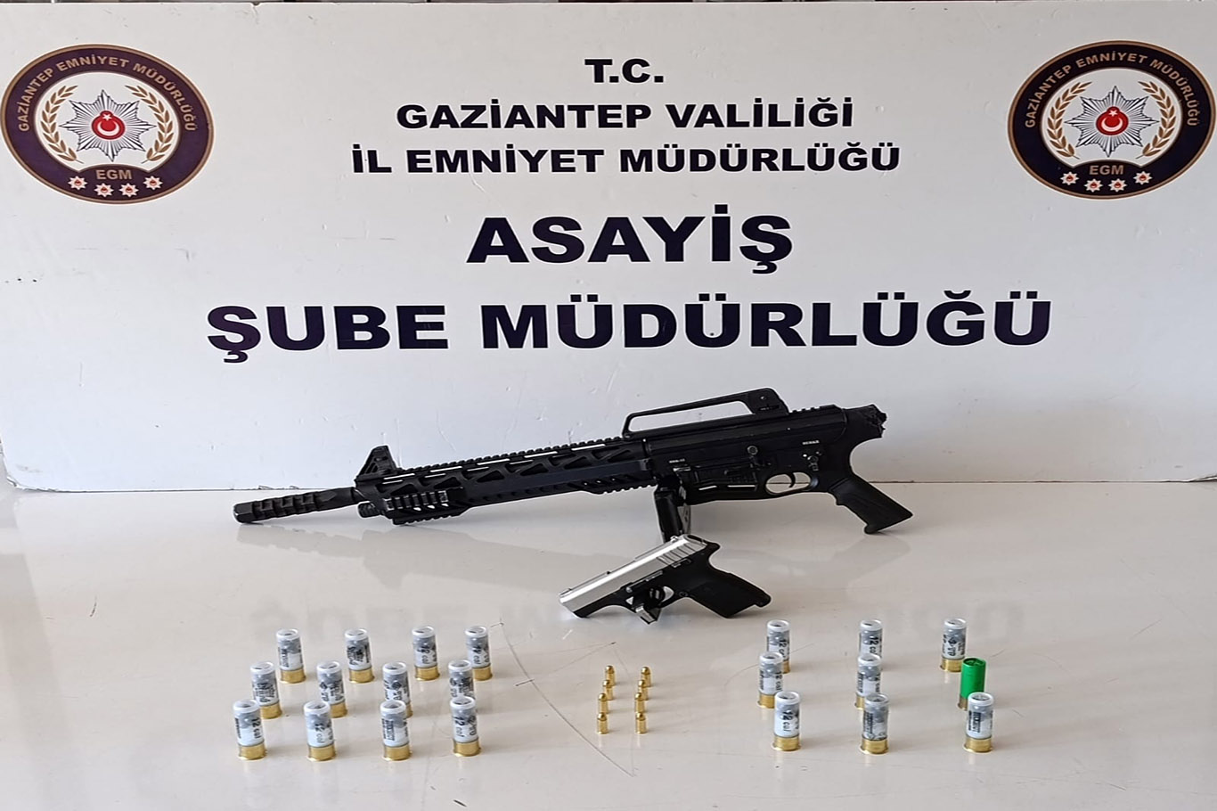 Gaziantep'te bir araca silahla ateş eden şüpheli yakalandı