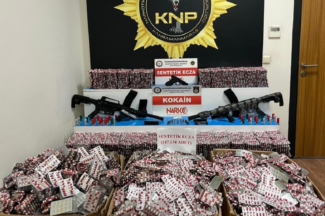 Kahramanmaraş'ta 187 bin sentetik ecza hap ele geçirildi: 3 tutuklama