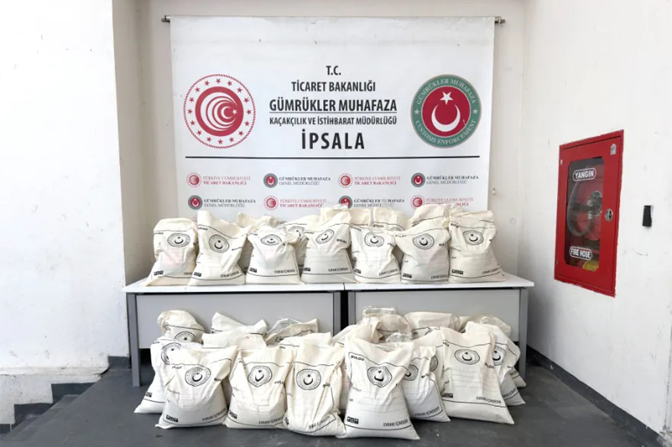 İpsala Sınır Kapısı'nda 1,5 ton uyuşturucu ele geçirildi