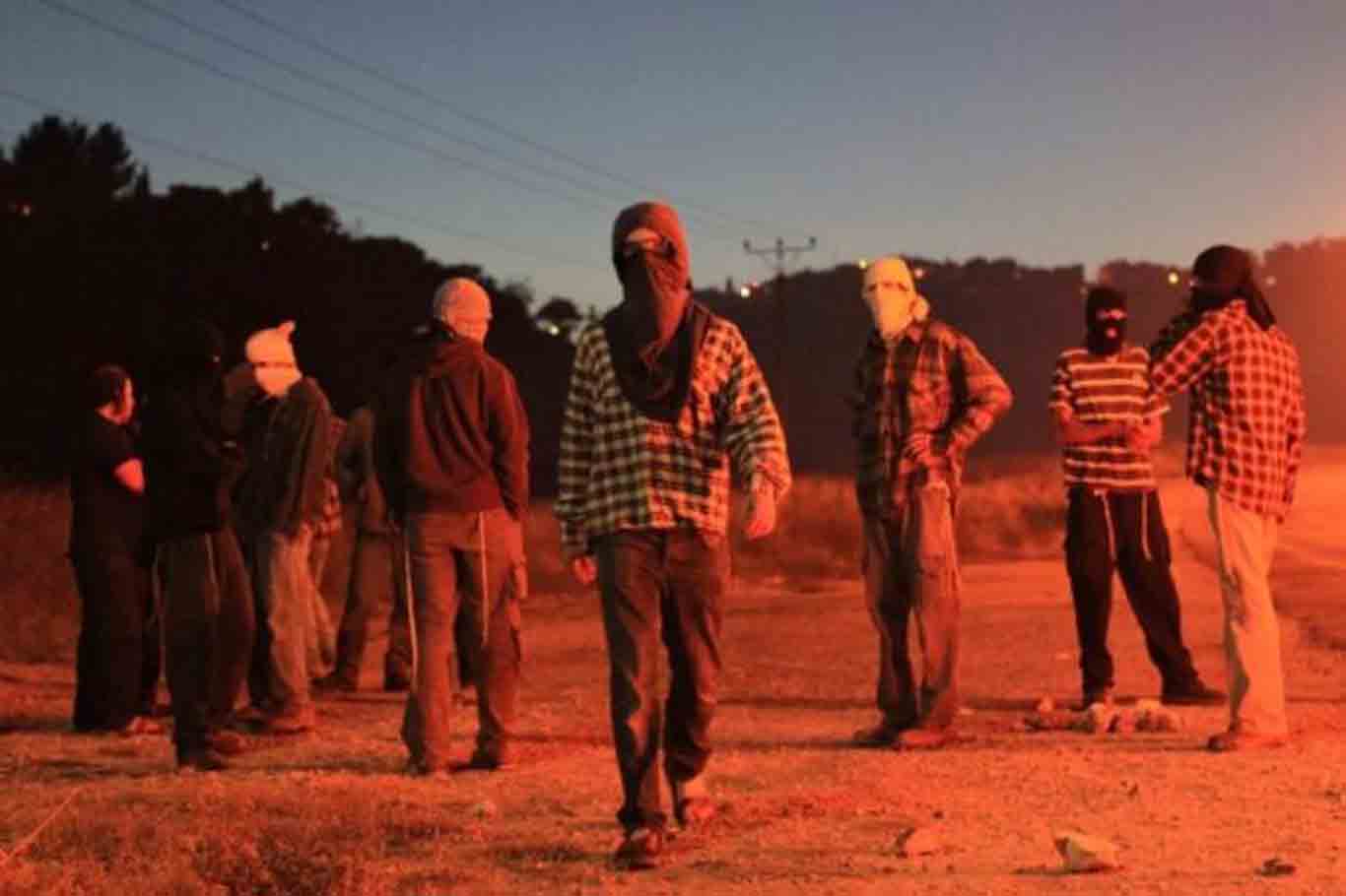 Beyta'da saldırı: Yahudi çeteler 4 Filistinliyi yaraladı