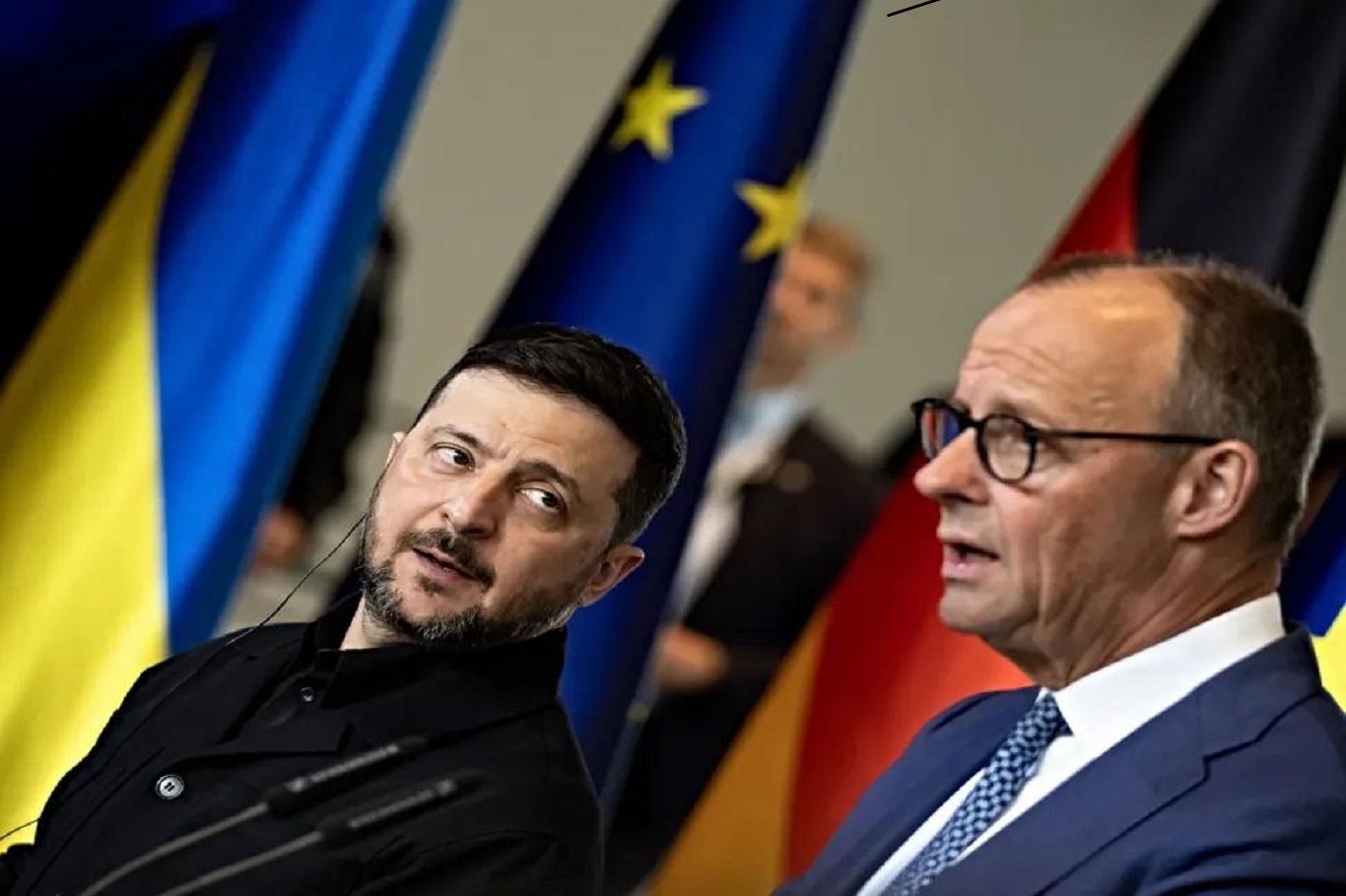 Zelenskiy’den Belarus’a tehdit: Bir haftada yapmazsa biz yaparız