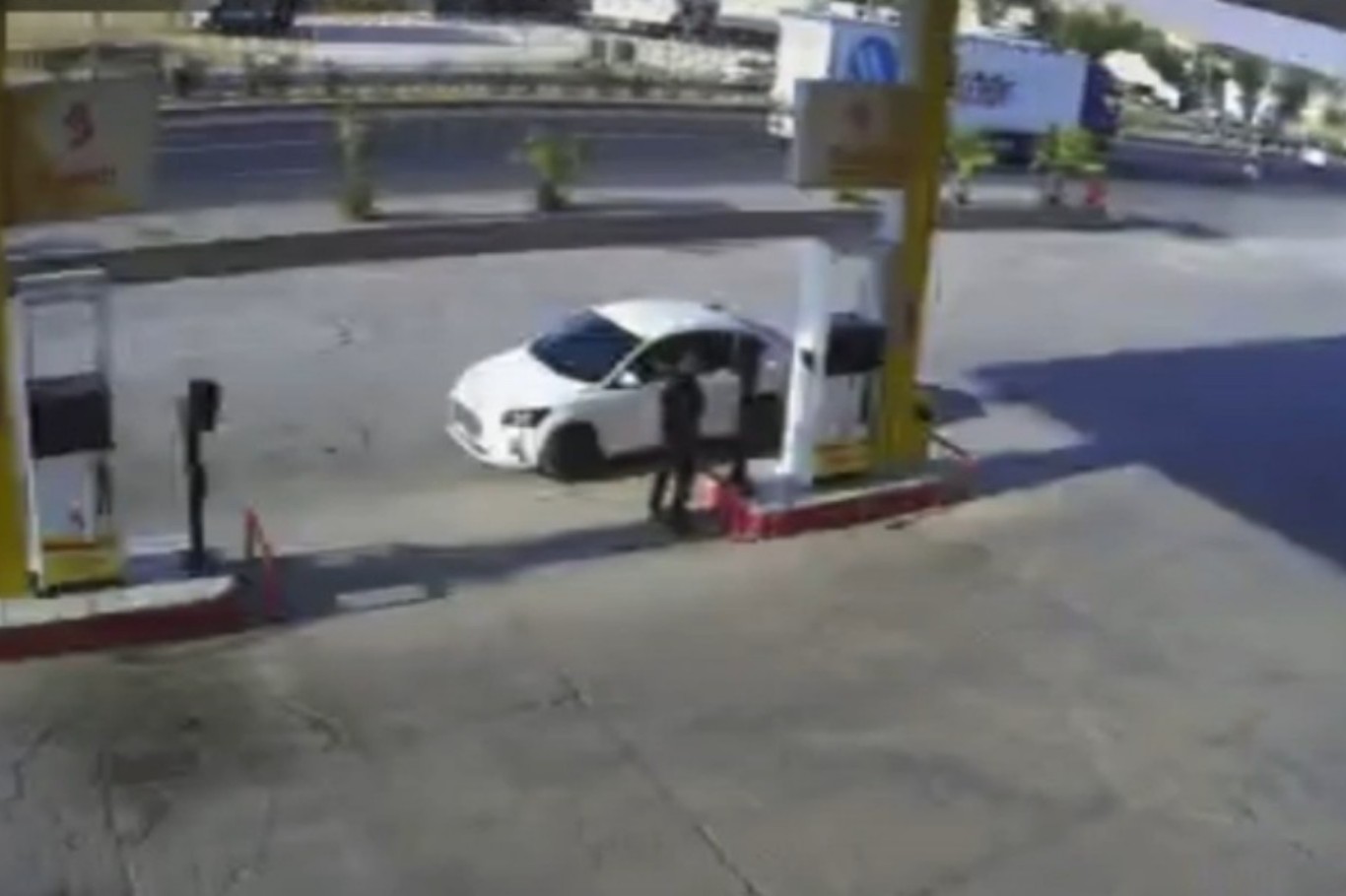 Mardin’de tır'ın çarptığı kadının öldüğü kaza kameraya yansıdı