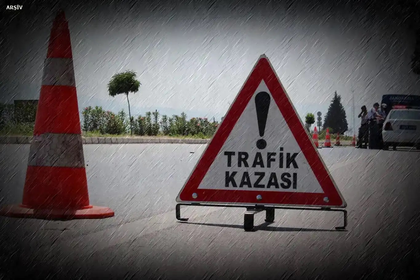 Tekirdağ'da dorsesi kopan tır, zincirleme kazaya neden oldu: 3 ölü