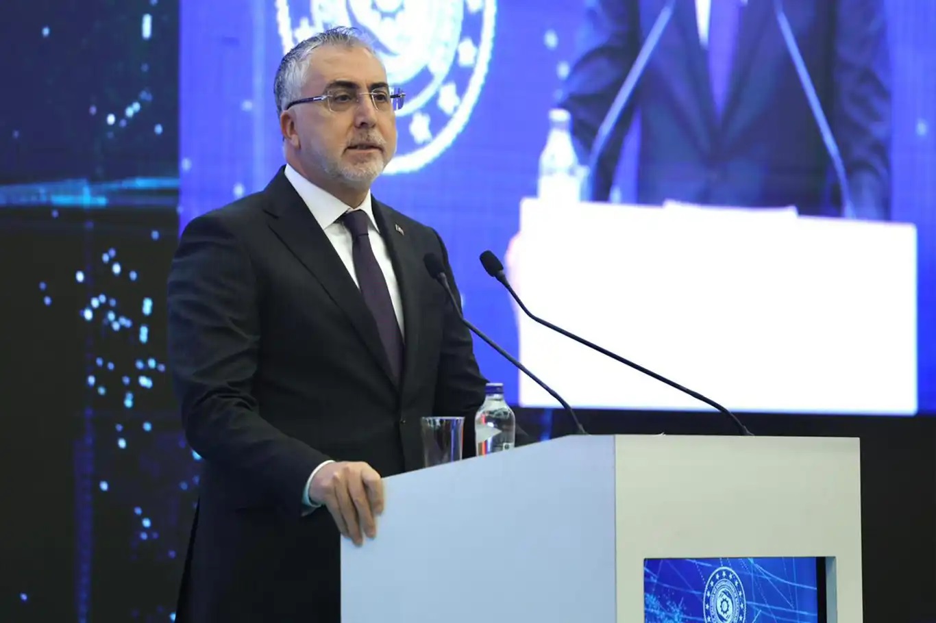 Bakan Işıkhan: Yılın ilk 6 ayında 723 bini aşkın kişi işe yerleştirildi