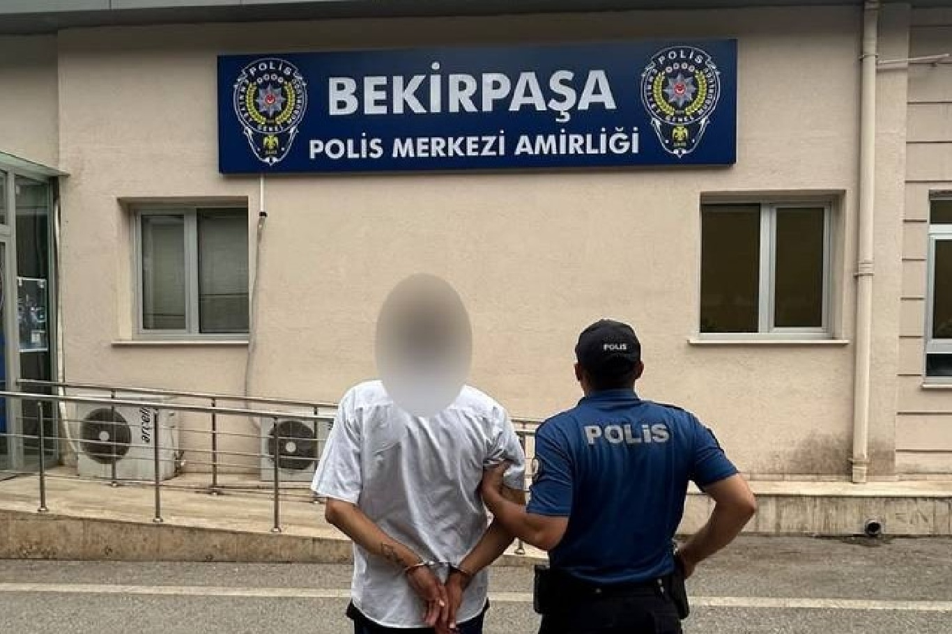 Hırsızlık suçundan 22 yıl hapis cezası bulunan kişi yakalandı