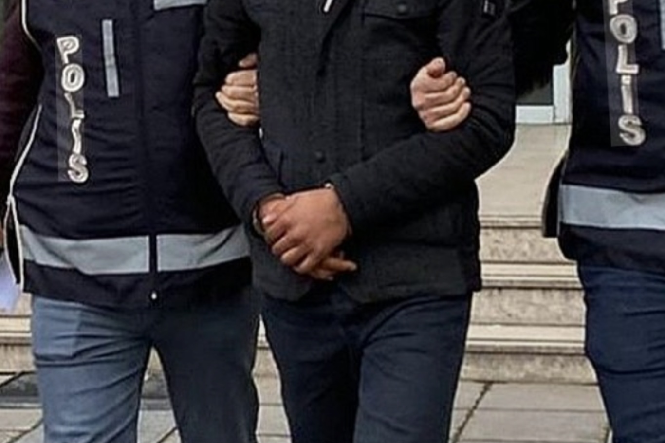 İzmir'de sahte beyaz eşya servisi operasyonu: 5 şüpheli tutuklandı