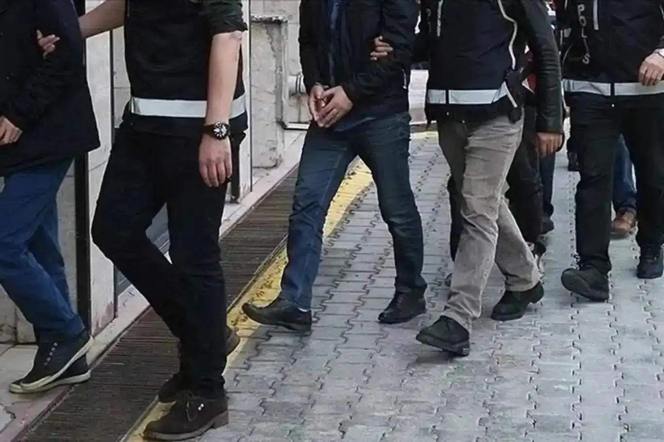 FETÖ'ye yönelik operasyonda 9 şüpheli yakalandı