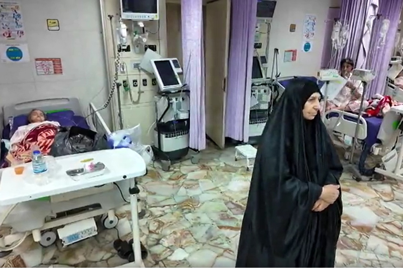 ABD'nin İran'da çevresini bombaladığı hastane tahliye edildi