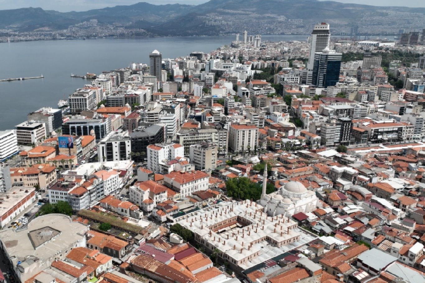 İzmir'de konut ve kira fiyatlarındaki yükseliş haziranda da sürdü