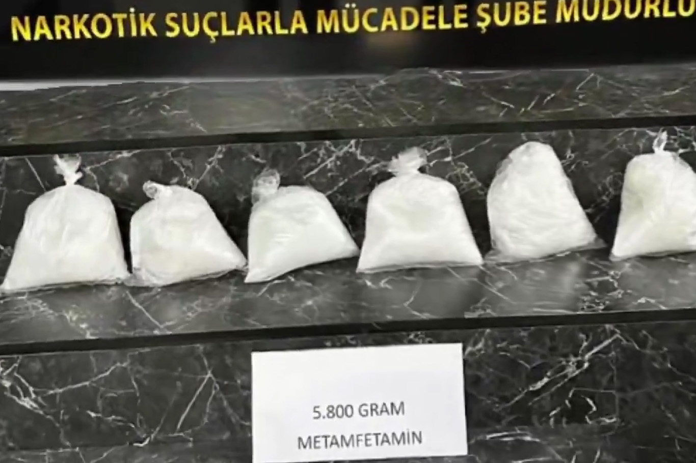 Şırnak'ta tırda 5,8 kilo metamfetamin ele geçirildi