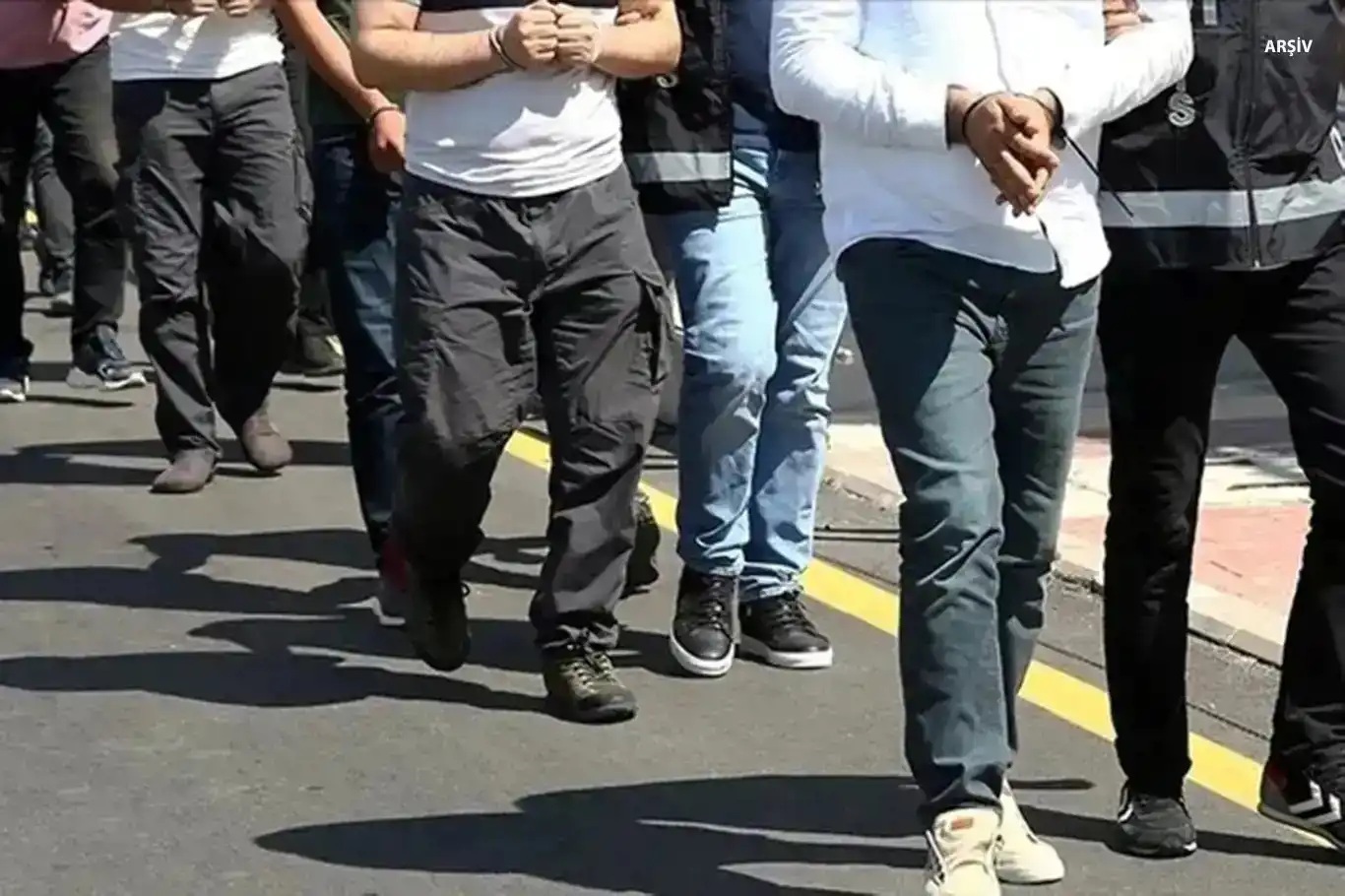 CHP'li İzmit Belediyesine yolsuzluk soruşturması: 31 şüpheli hakkında gözaltı kararı