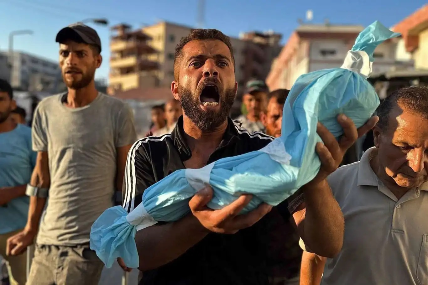 Gazze'de şehit sayısı 73 bin 283'e yükseldi