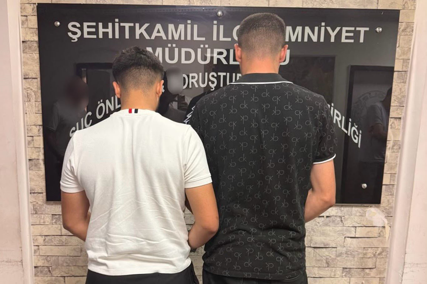 Gaziantep'te ruhsatsız silah operasyonu: 2 şüpheli yakalandı