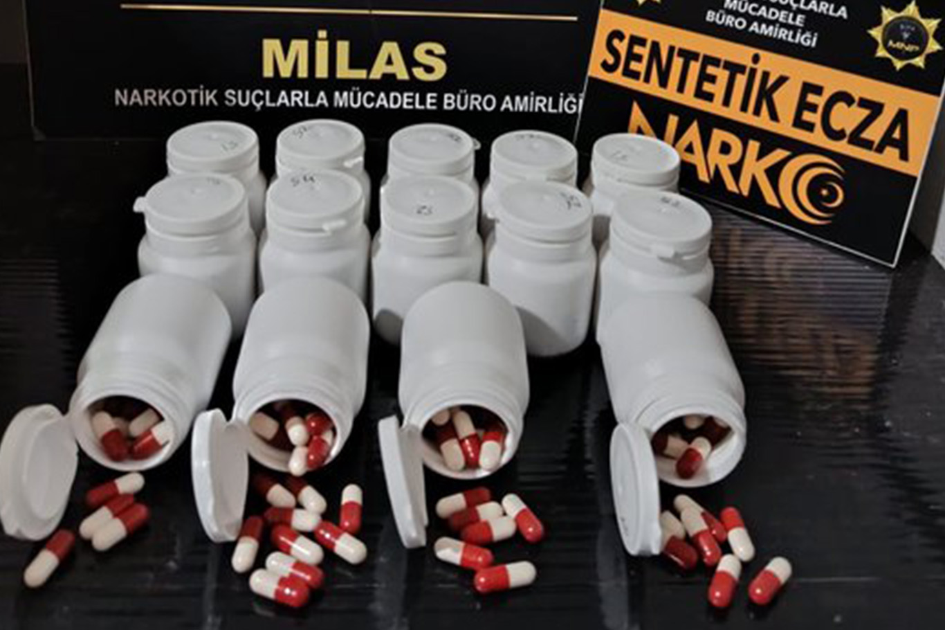 Muğla'da uyuşturucu operasyonu: 730 sentetik ecza ele geçirildi
