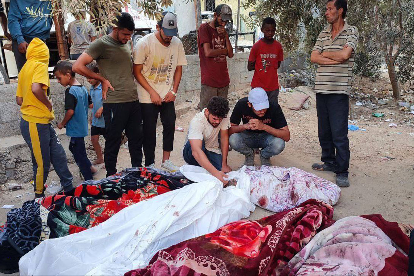 Gazze’de son 24 saatte 10 şehit ve 42 yaralı hastaneye ulaştı