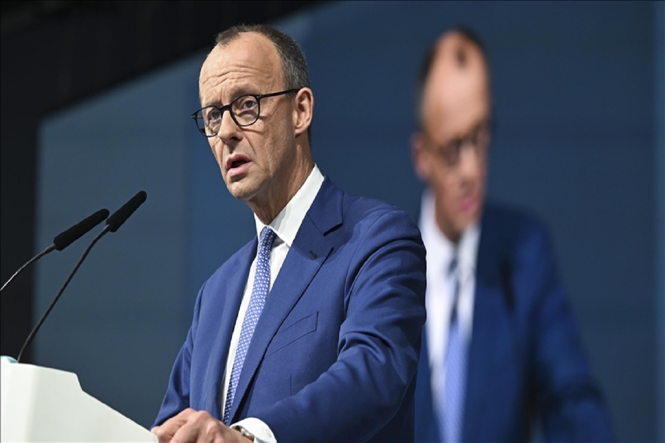 Anketlerde gerileyen Merz, bölgesel seçimler öncesi kabineyi yeniledi